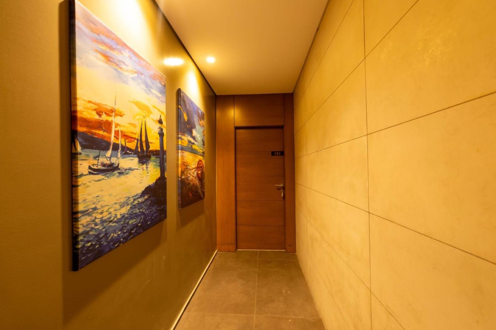 Mateus Hotel & Pool Jounieh Exterior photo
